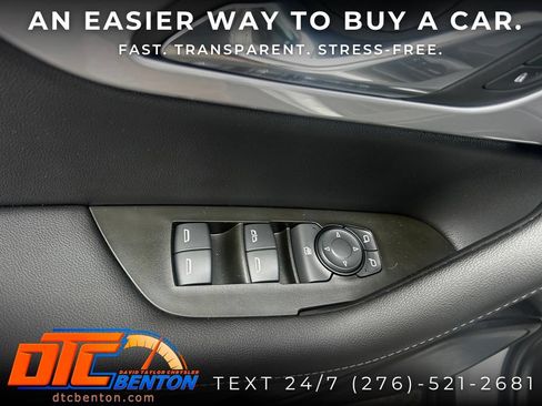 Used 2023 Chevrolet Blazer LT FWD image 15