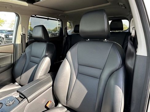 Certified 2023 Nissan Rogue SV w/ SV Premium B Package image 26