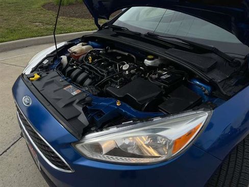 Used 2018 Ford Focus SE FWD image 96