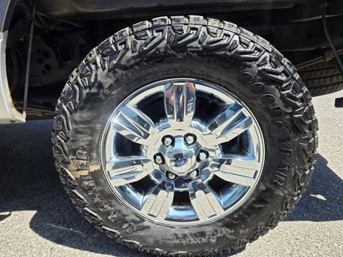 Used 2012 Ford F150 XLT w/ XLT Chrome Pkg AWD/4WD image 10