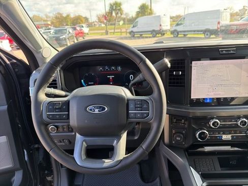 New 2025 Ford F250 Lariat w/ Chrome Package image 19