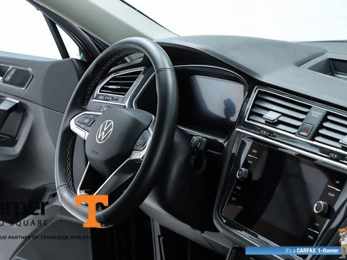 Used 2024 Volkswagen Tiguan SE image 71
