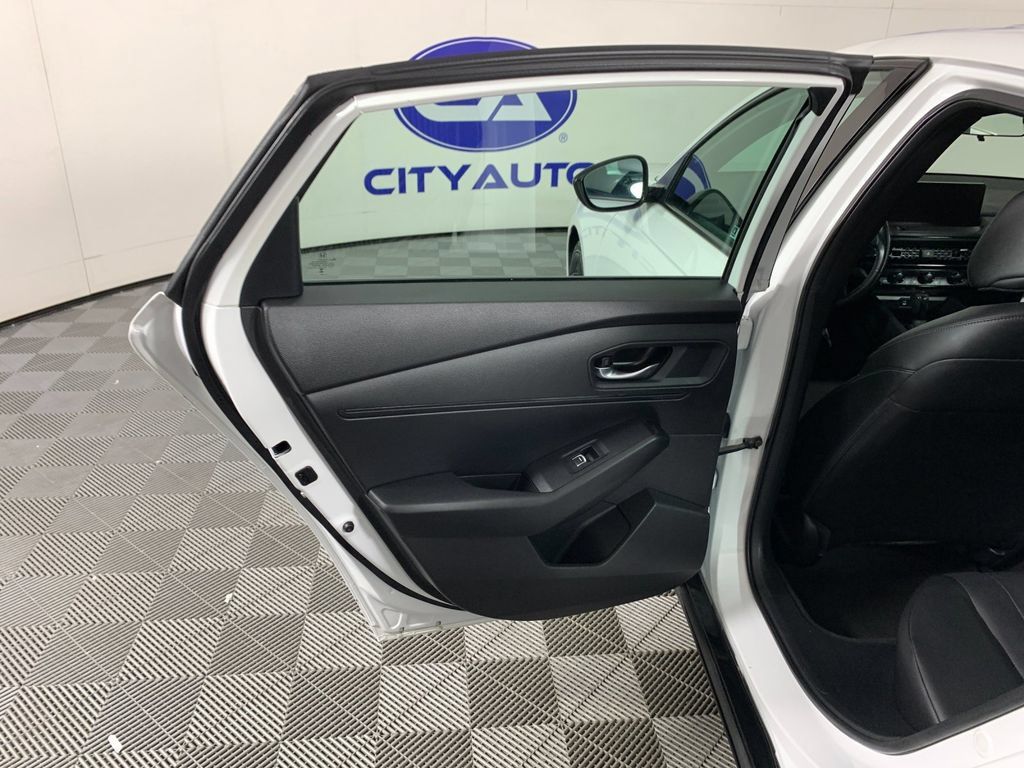 Used 2023 Honda Accord Sport image 29