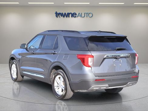 Used 2023 Ford Explorer XLT w/ Equipment Group 202A AWD/4WD image 5