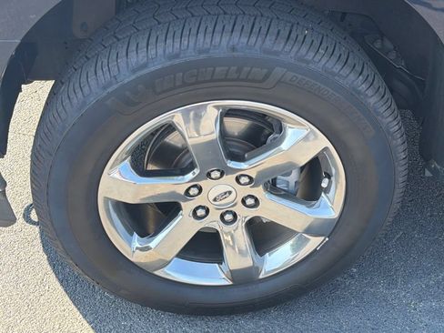 Used 2021 Ford F150 Lariat w/ Equipment Group 502A High AWD/4WD image 32