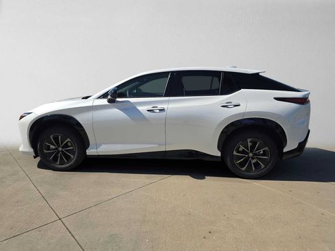 Used 2026 Lexus RZ 350e 2WD w/ Accessory Package (Z2) image 6