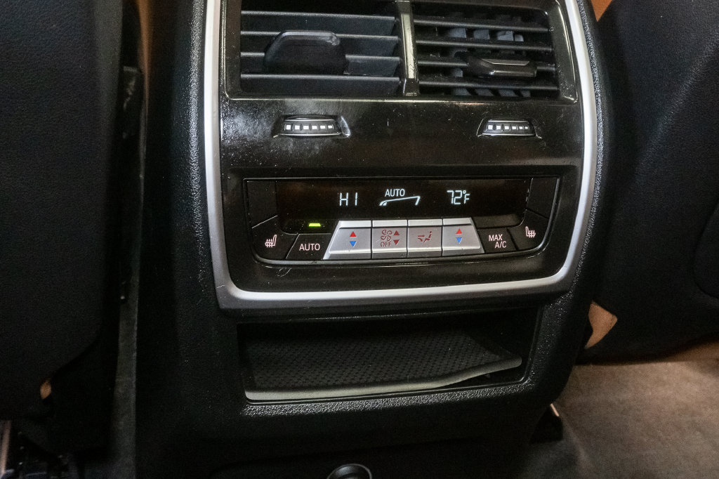 Used 2022 BMW X5 xDrive40i AWD/4WD image 30
