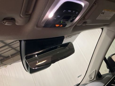 Used 2026 Toyota Corolla Cross XLE w/ Convenience Package image 18