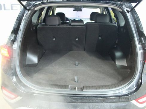 Used 2020 Hyundai Santa Fe SE image 12