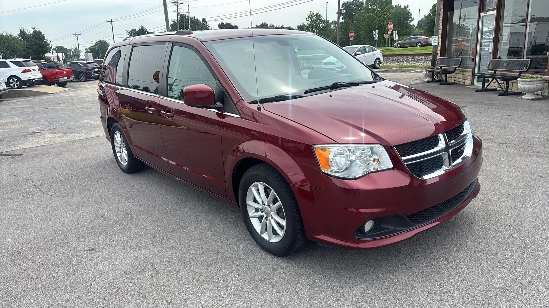 Used 2020 Dodge Grand Caravan SXT FWD image 20