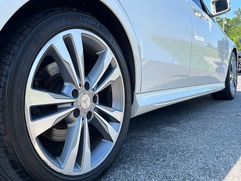 Used 2014 Mercedes-Benz E 350 Sedan image 11