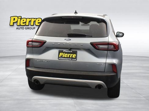 Used 2023 Ford Escape Platinum image 7