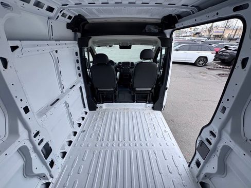 Used 2025 RAM ProMaster 3500 w/ Convenience Group FWD image 12