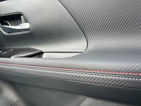 Used 2025 Nissan Kicks SR image 31