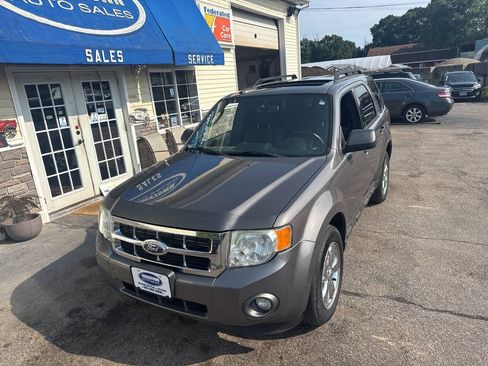 Used 2012 Ford Escape XLT AWD/4WD image 8