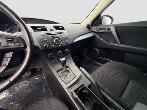 Used 2013 MAZDA MAZDA3 i Touring w/ Preferred Equipment Pkg image 27
