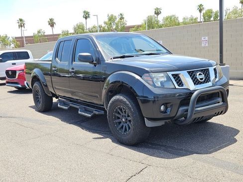 Used 2014 Nissan Frontier SV w/ SV Value Truck Package RWD image 3