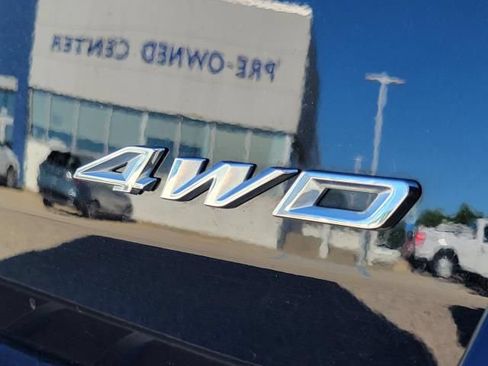 Used 2022 Ford Explorer XLT AWD/4WD image 6