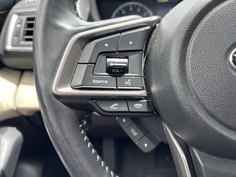 Used 2022 Subaru Ascent Touring AWD/4WD image 25
