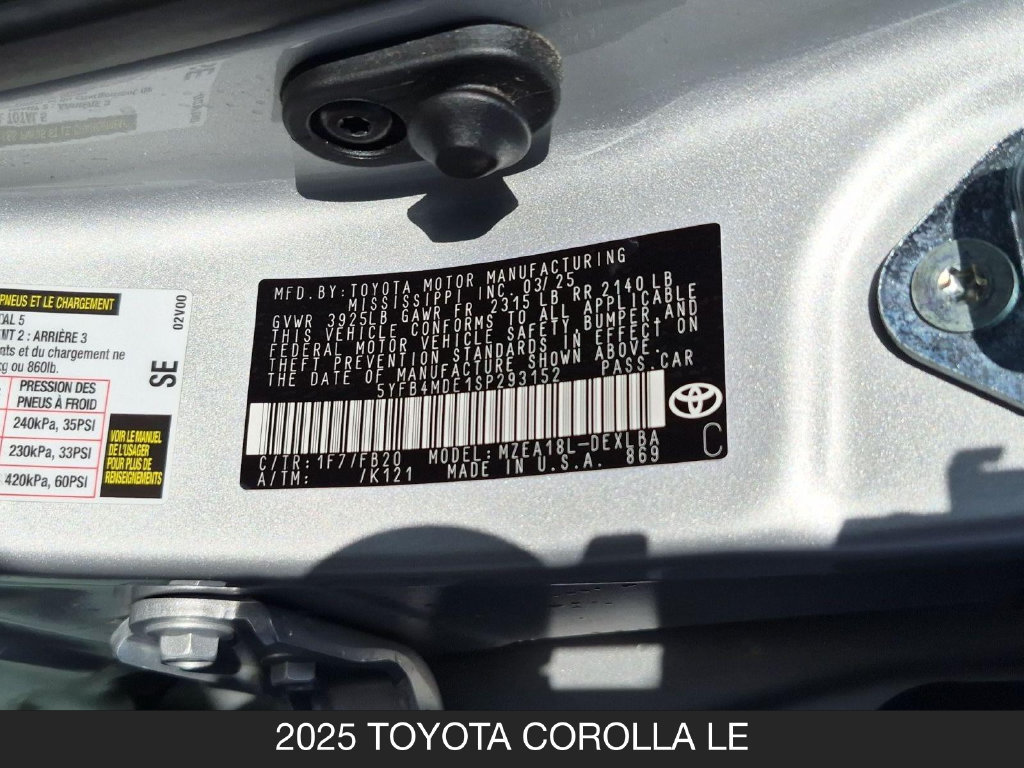 Used 2025 Toyota Corolla LE FWD image 24