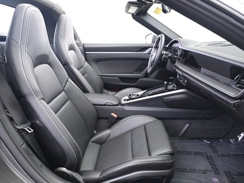 Used 2022 Porsche 911 Targa 4S image 22