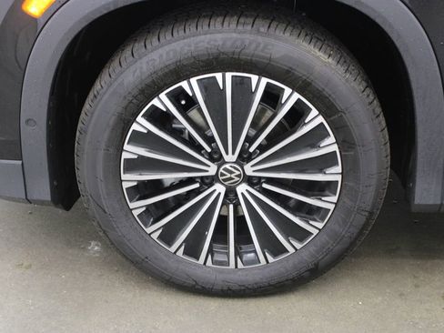 New 2026 Volkswagen Tiguan S FWD image 25