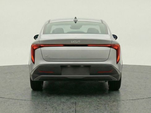 Used 2025 Kia K4 LXS image 7