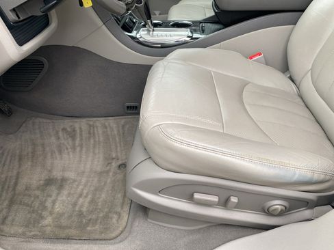 Used 2015 Buick Enclave Leather image 26