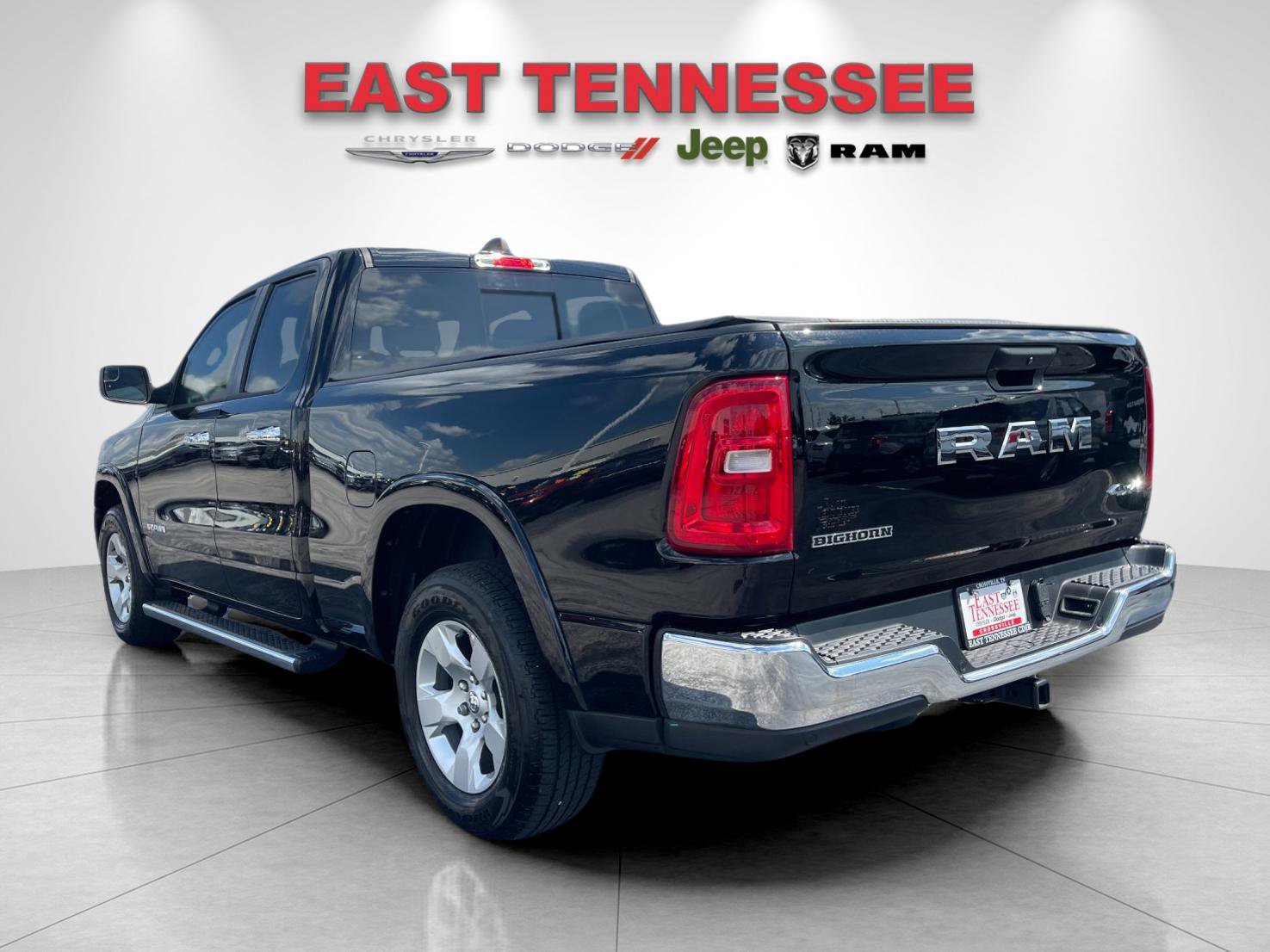 Used 2025 RAM 1500 Big Horn AWD/4WD image 5