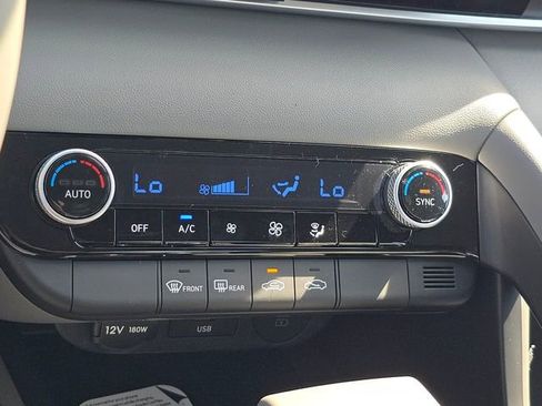 New 2026 Hyundai Elantra Sport FWD image 27
