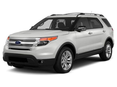 Used 2015 Ford Explorer XLT w/ Equipment Group 202A AWD/4WD image 1