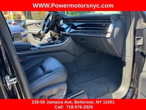 Used 2021 Audi Q8 Premium Plus w/ Premium Plus Package AWD/4WD image 28