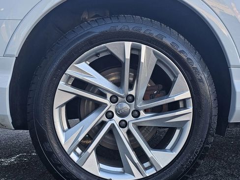 Used 2020 Audi Q7 3.0T Premium image 6