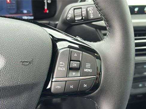 New 2026 Ford Escape SE image 16