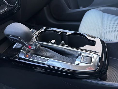 New 2026 Chevrolet Trax LT image 17