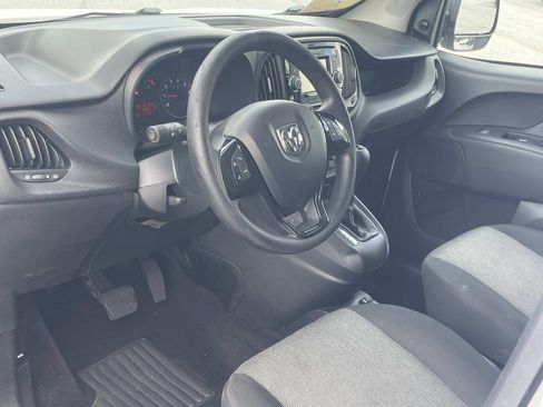 Used 2022 RAM ProMaster City Tradesman FWD image 17