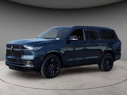 New 2025 Lincoln Navigator Reserve w/ Jet Appearance Package