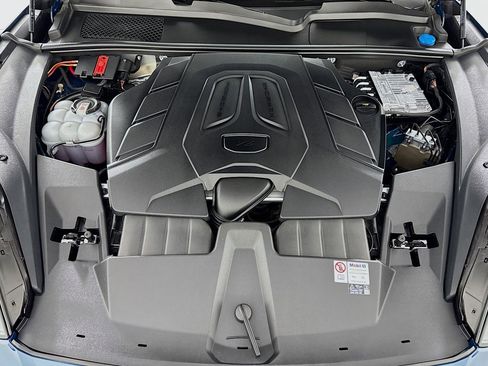 Used 2024 Porsche Cayenne image 10