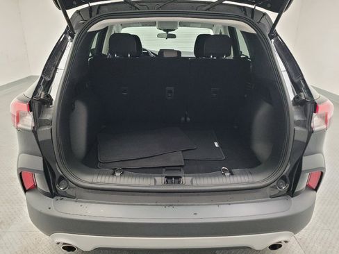 Used 2022 Ford Escape SE FWD image 29