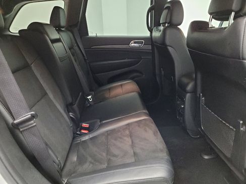 Used 2021 Jeep Grand Cherokee Laredo X AWD/4WD image 19