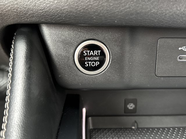 Certified 2023 Nissan Rogue Platinum w/ Platinum Premium Package AWD/4WD image 26