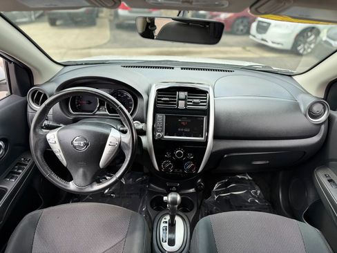 Used 2019 Nissan Versa SV w/ SV Special Edition Package image 43