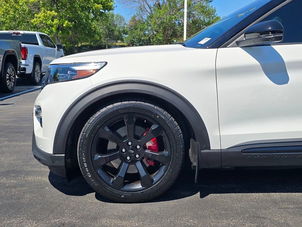 Used 2024 Ford Explorer ST w/ Equipment Group 401A AWD/4WD image 33