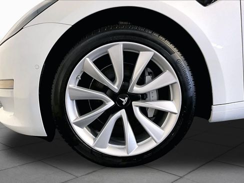 Used 2018 Tesla Model 3 Long Range AWD/4WD image 9