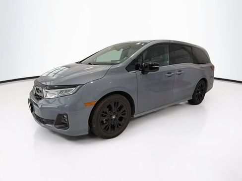 Used 2025 Honda Odyssey Sport-L image 3