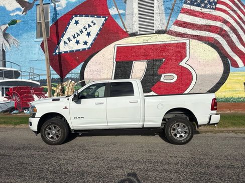 Used 2024 RAM 2500 Laramie w/ Safety Group AWD/4WD image 3