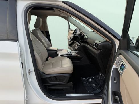 Used 2021 Ford Explorer Limited w/ Equipment Group 301A image 57