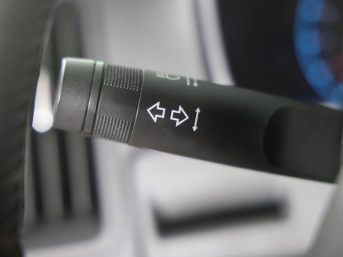 Used 2017 Chevrolet Colorado LT w/ Luxury Package, Chrome image 12