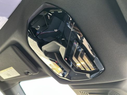 New 2026 BMW iX xDrive60 w/ M Sport Package image 31