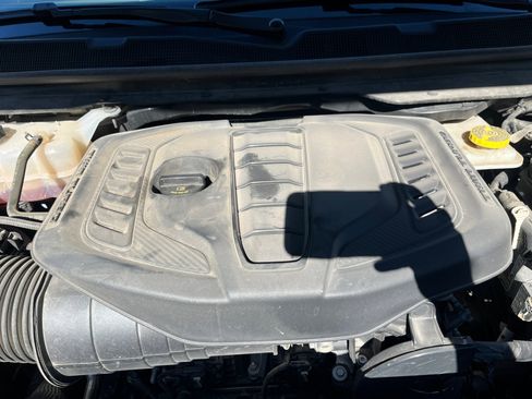 Used 2024 Jeep Wagoneer L Series II image 22